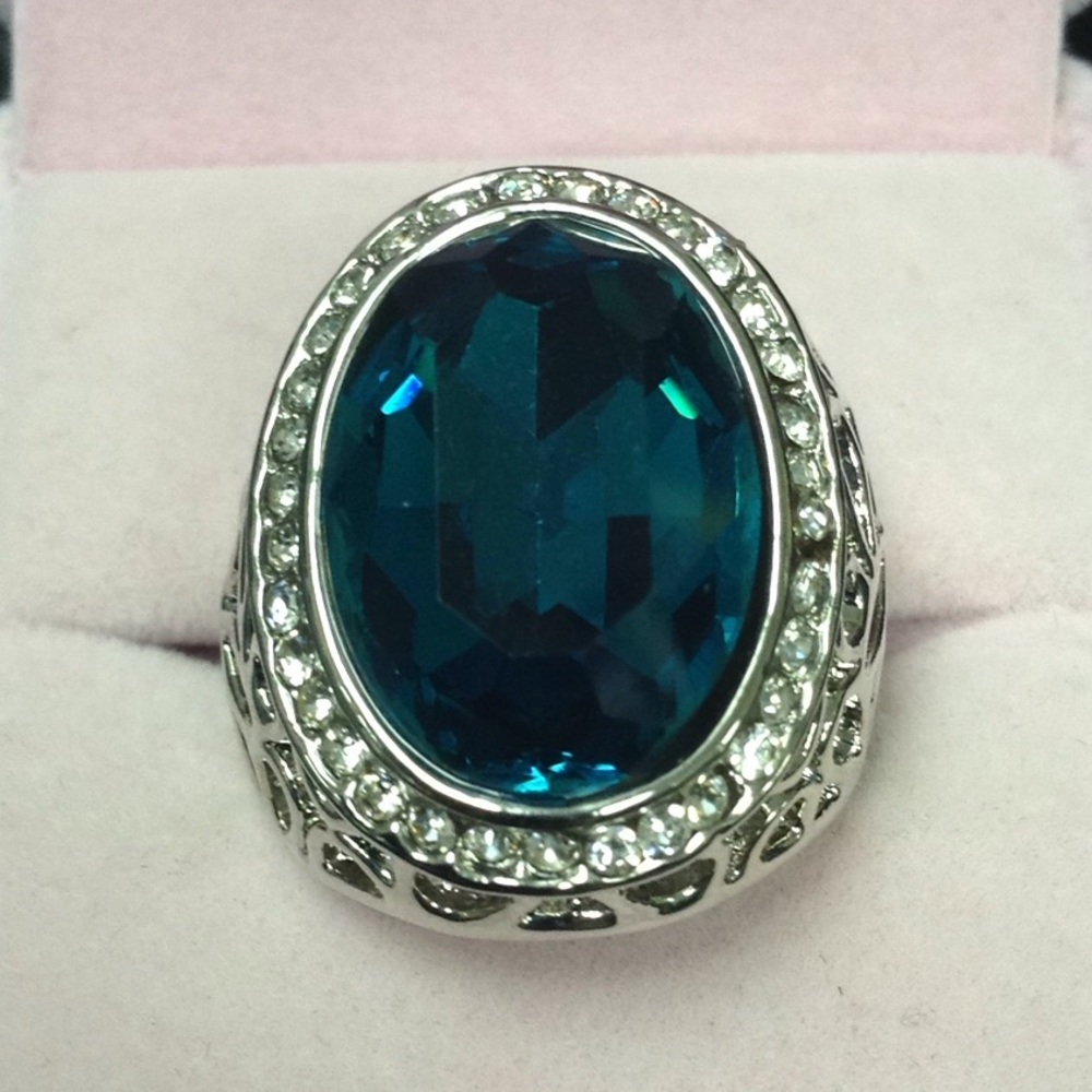 Aqua stone & zirconia silver ring Sz8